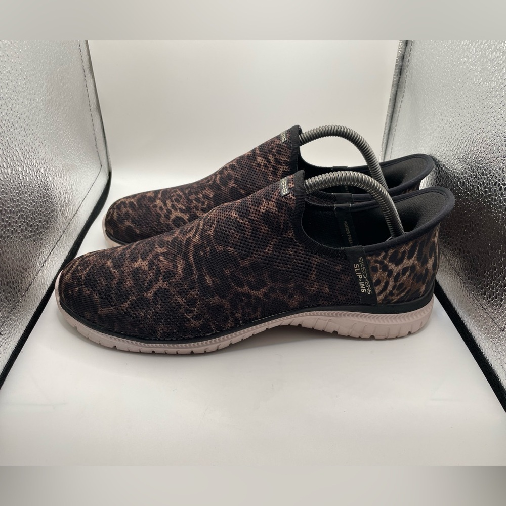Skechers Ultra Flex Women's Black and Brown Leopard Sneakers size 9.5